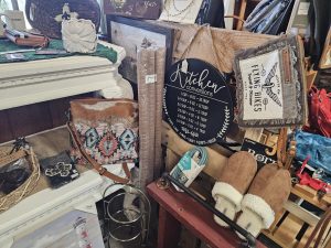 Stagecoach Handmade gifts, Haines Oregon