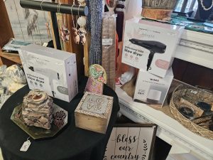 Stagecoach Handmade gifts, Haines Oregon